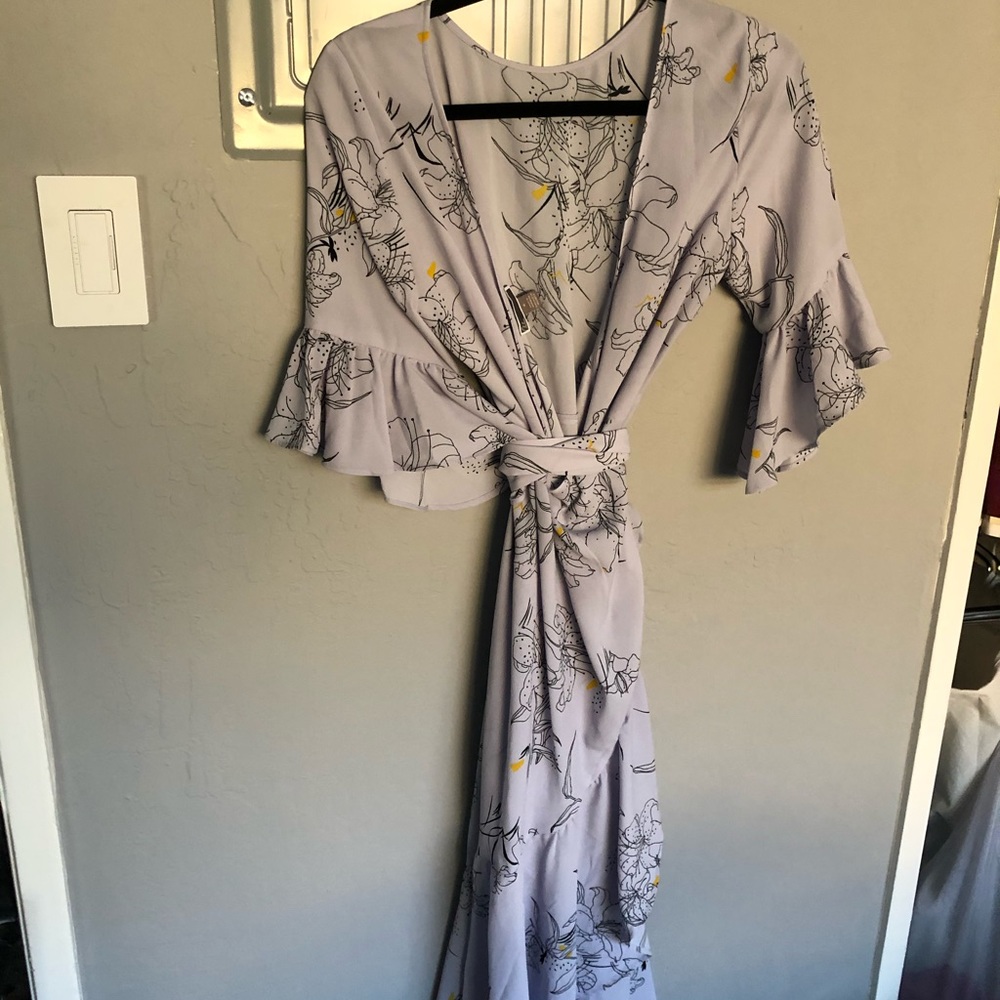 Chelsea28 purple wrap dress size M
